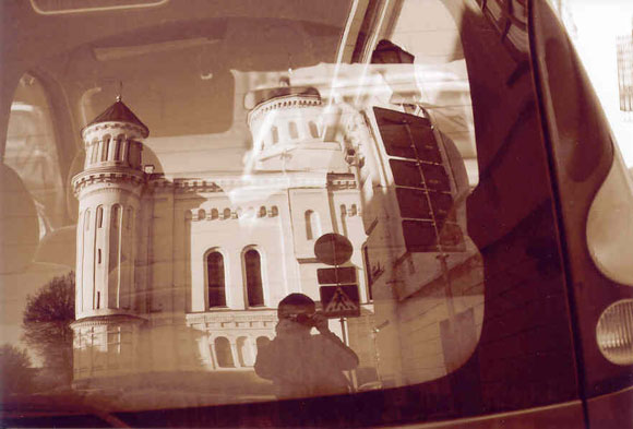 Autoportretas, Vilniaus Senamiestis, 2004